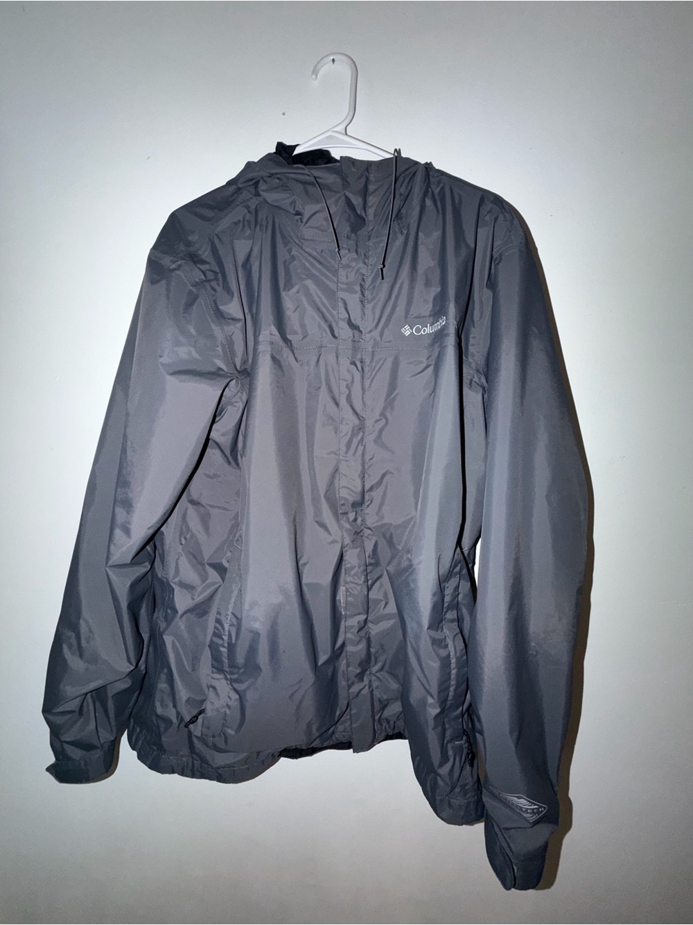 Columbia Omni-tech Dark Gray Hooded jacket